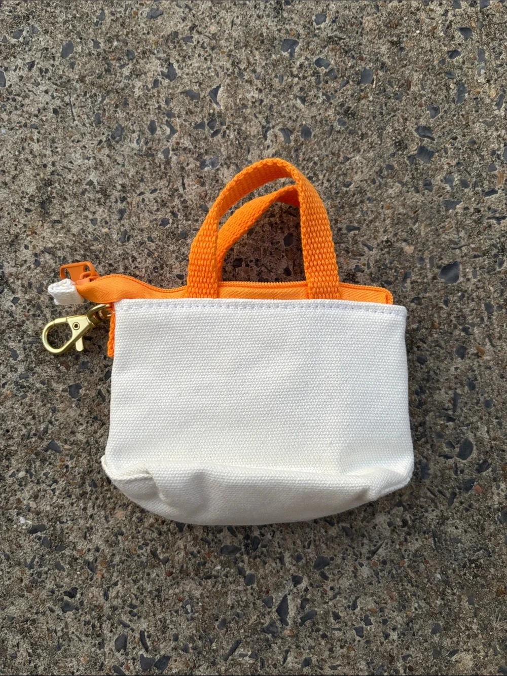 Disney Kids Orange and White Fruit Stand Coin Purse Keychain